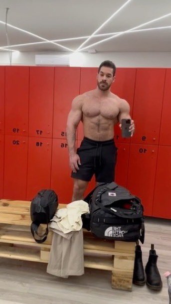 Daddy Oliver Vip tweet media