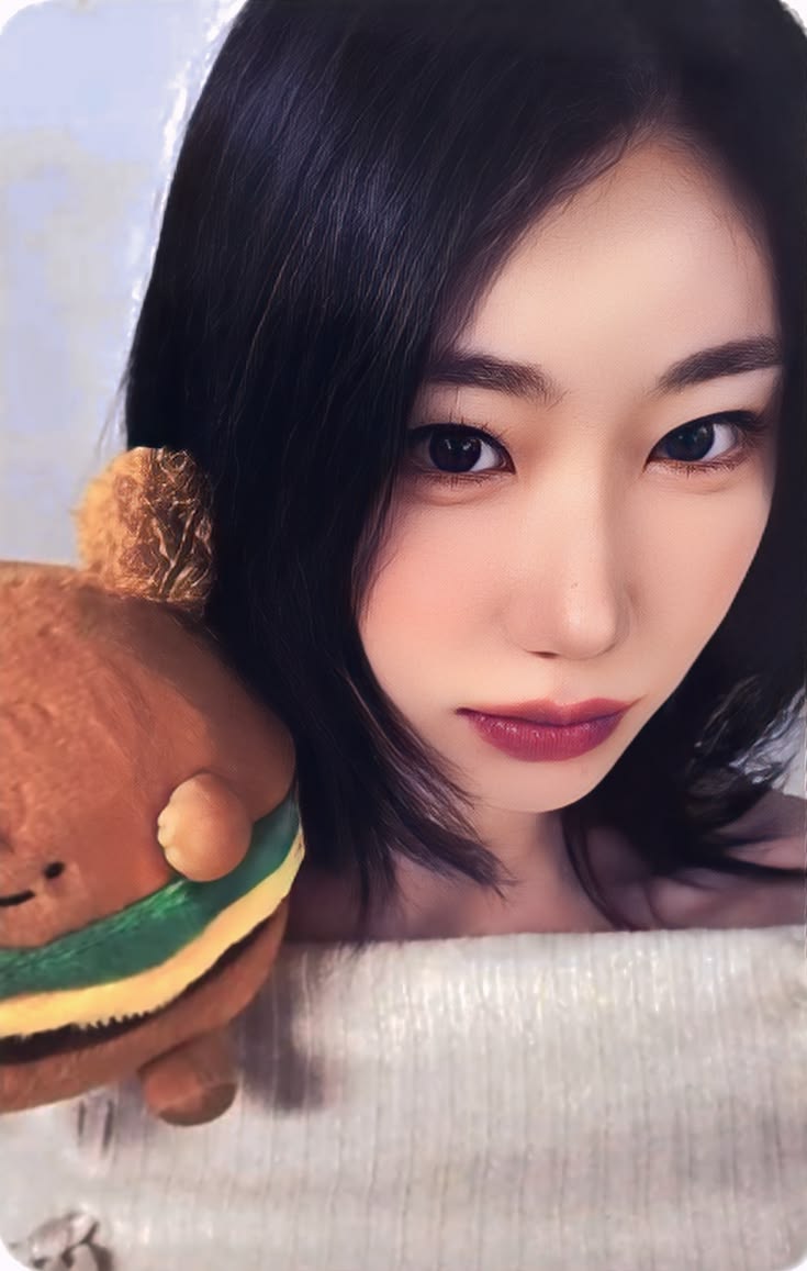 Chaery_rizzi tweet media