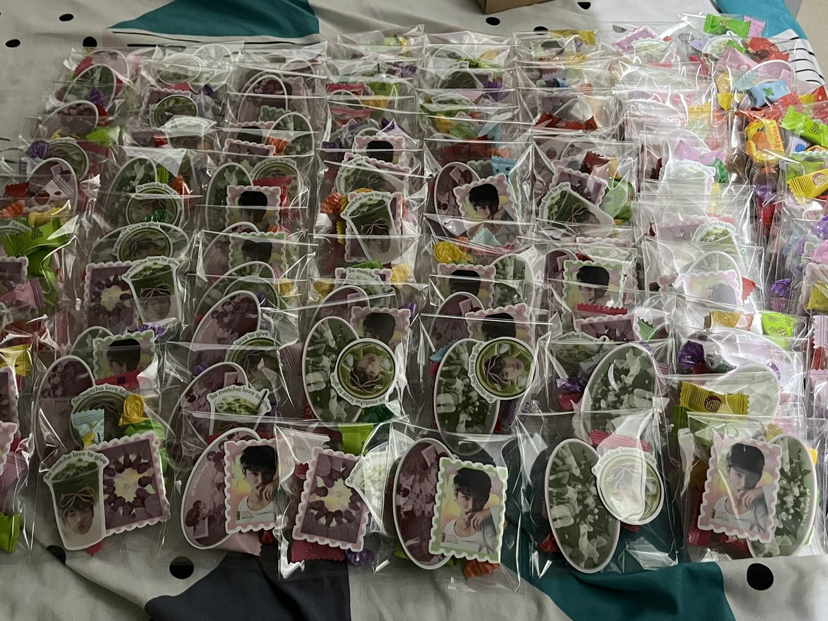 ria 🤍 SAW SEVENTEEN 🦋 tweet media