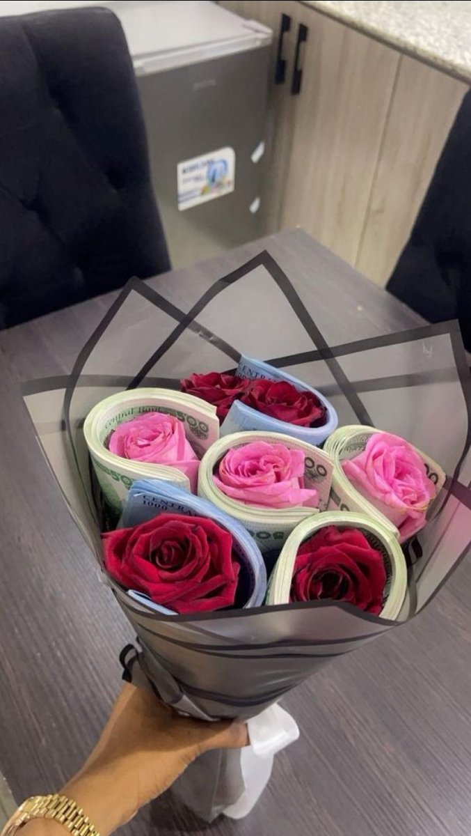 Choice 👑🩷 tweet media