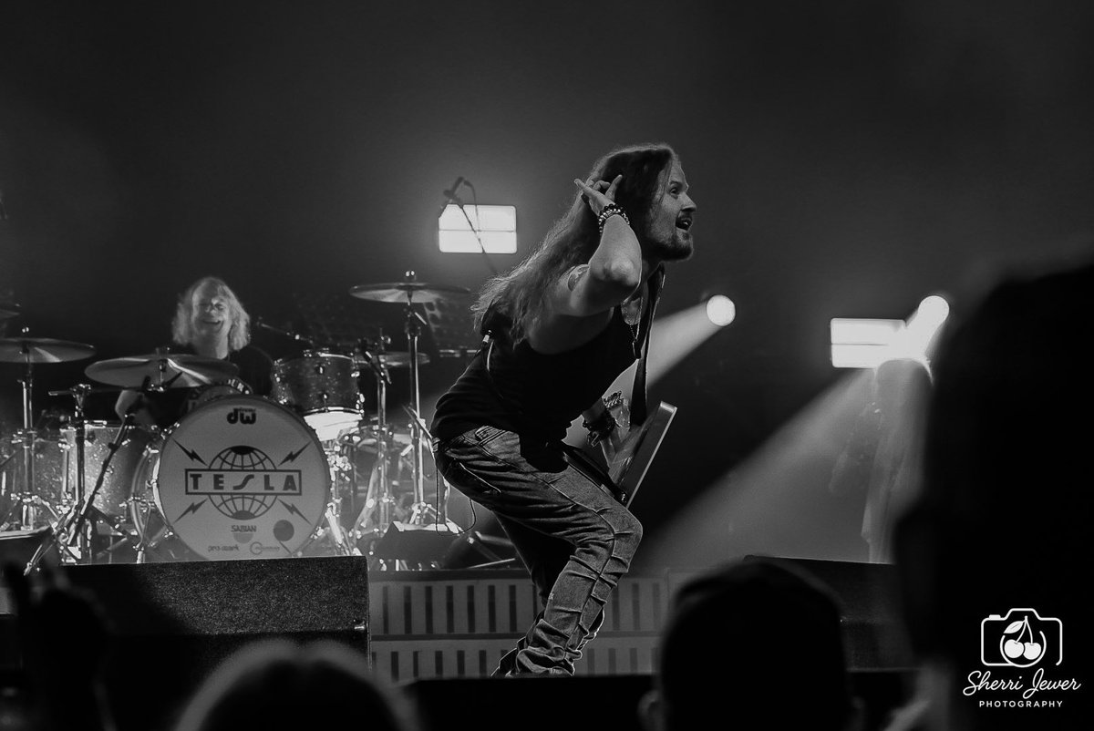 TESLA™ tweet media