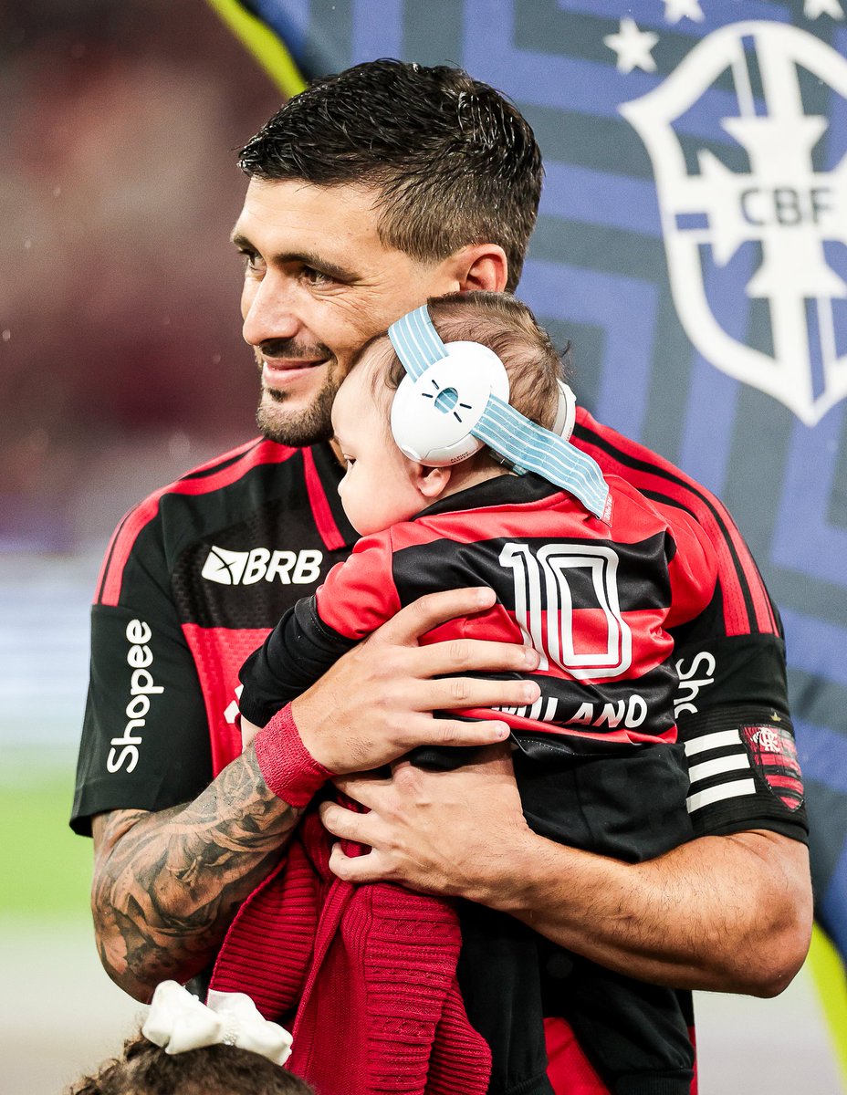 archivearrasca's tweet photo. 📸 | @GiorgiandeA 👶🏻 https://t.co/owwjLW1wMc