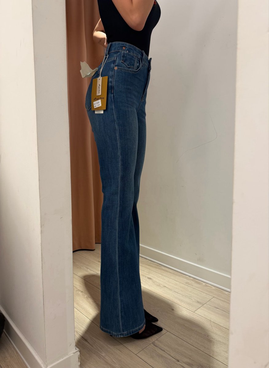 Ж.Хулан 💜 tweet media