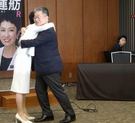 通りすがりの者 tweet media