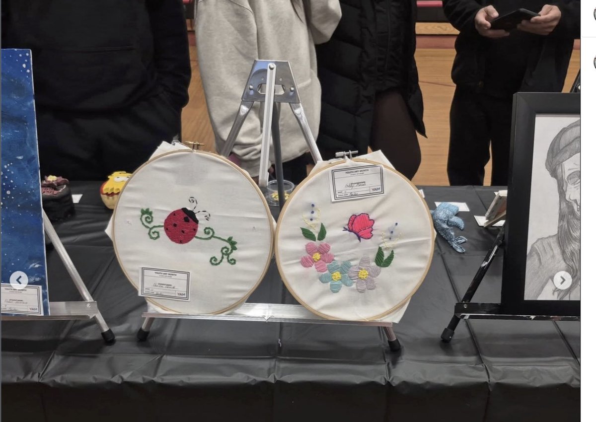 Becton Art Teacher tweet media