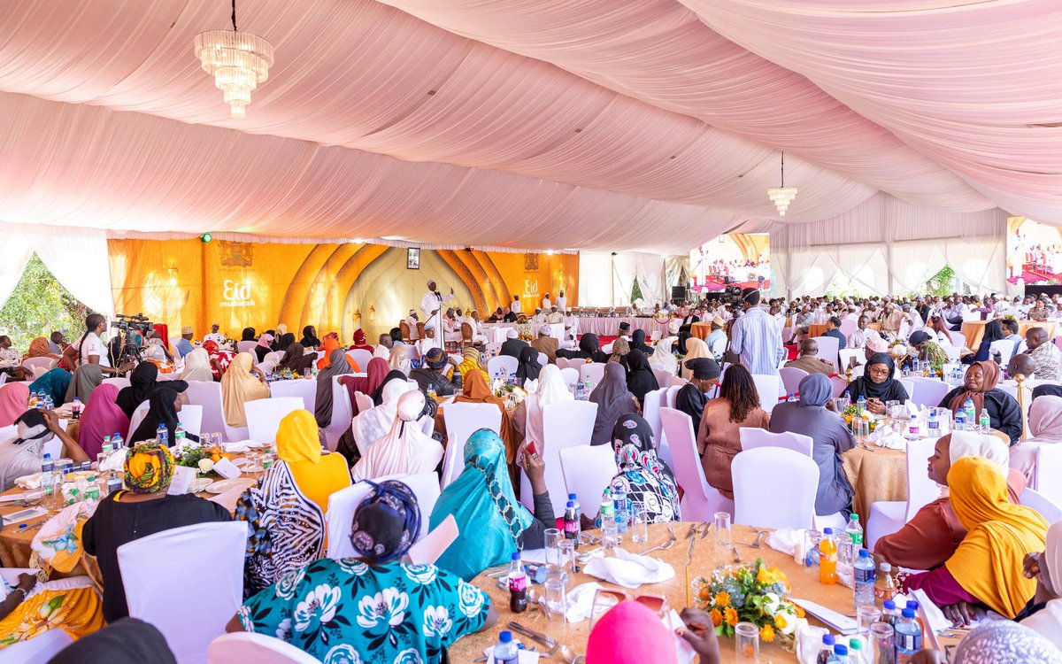 Hosted our Muslim brothers and sisters for a luncheon at State Lodge, Kisumu, in celebration of Idd-ul-Fitr, marking the successful conclusion of the holy month of Ramadan.