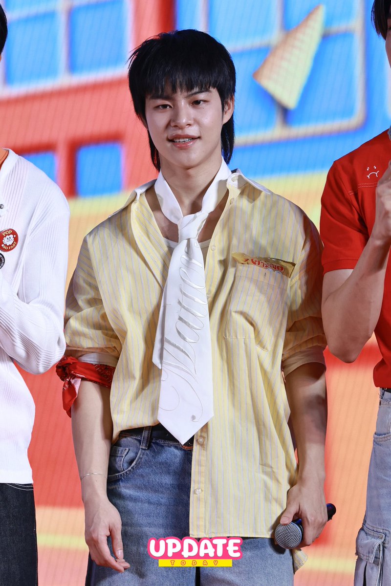 UPDATE TODAY tweet media