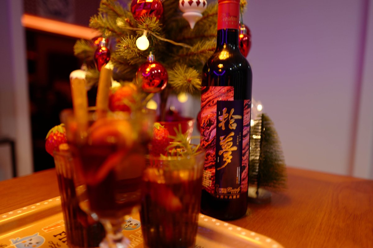 Lila Saba tweet media