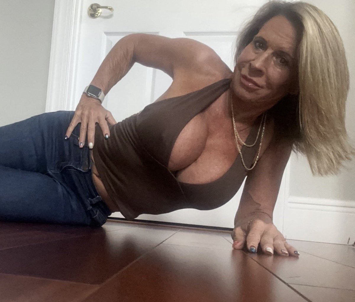 sunni_daizeFL's tweet image. TGIF baby! #tgif #friyay #weekend