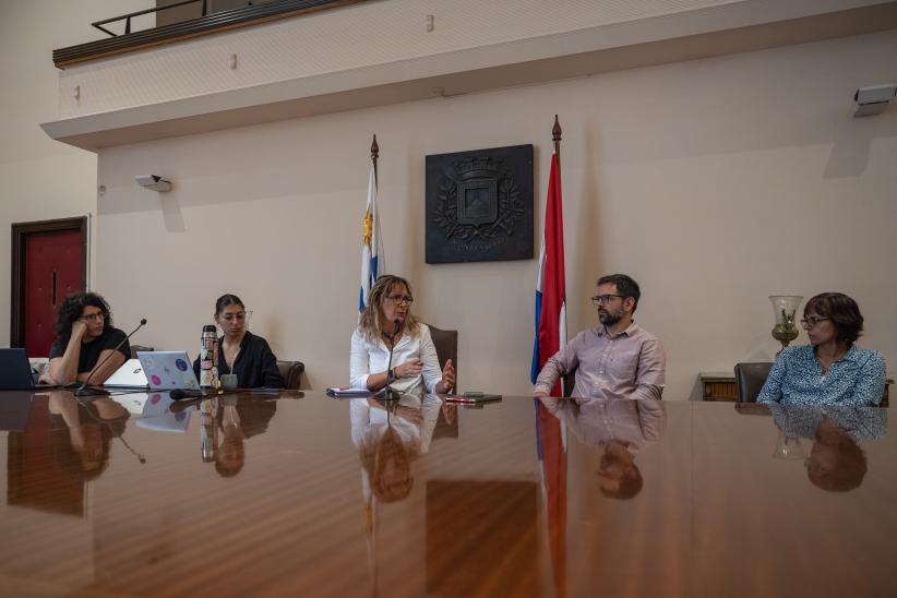 andreaapolaro's tweet photo. Una semana en la Gerencia de Innovación Pública
✅ Inauguramos el CEILAB comunitario en #MVDLAB
✅ Arrancamos CIIAR junto @el_BID y RIL
✅ Comenzó a funcionar el gabinete de innovación de @montevideoIM
✅ Intercambiamos con Xabier Barandiarán @CLAD_Org UCU
@mvdinnova https://t.co/sGnobhVyrs