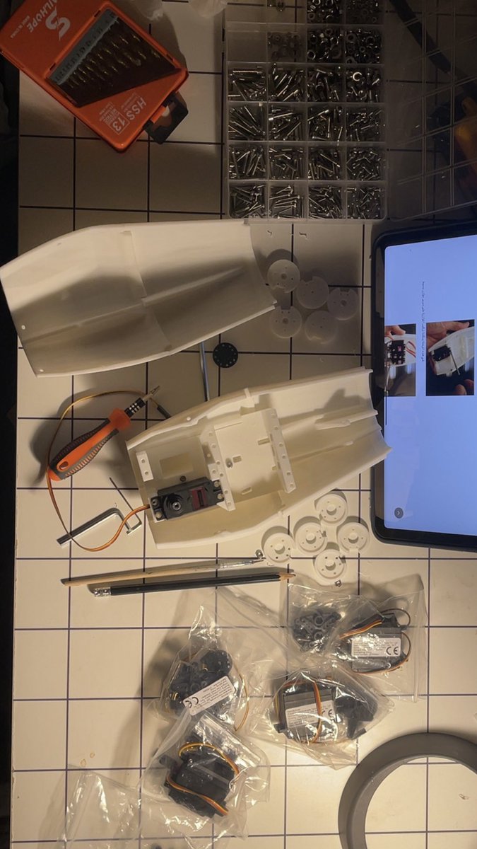 RAZAN 👩🏻‍💻. tweet media