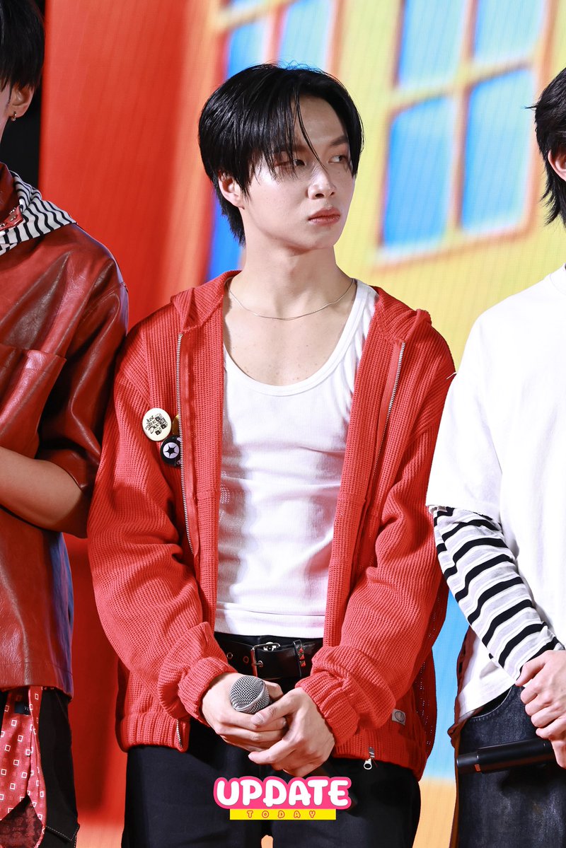 UPDATE TODAY tweet media