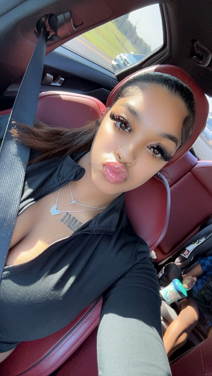 baabykaaee's tweet photo. goodmorning 💕 https://t.co/EE7yVlBoRe