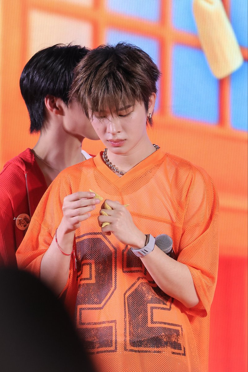 น้องไทยหนูเล่นกับใครลูก~

// หนูเล่นคนเด่ววววว🤏🏻🤏🏻🥺

#THAIchayanon
#USEFULFOODXBUS
#POPACORNEVERYDAY_SAYCHEESE