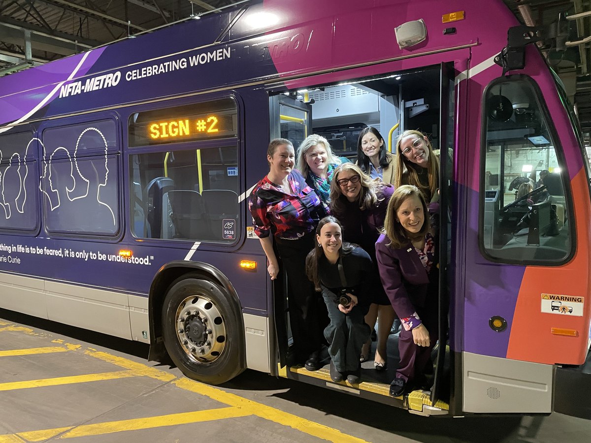 Metro Bus & Rail tweet media