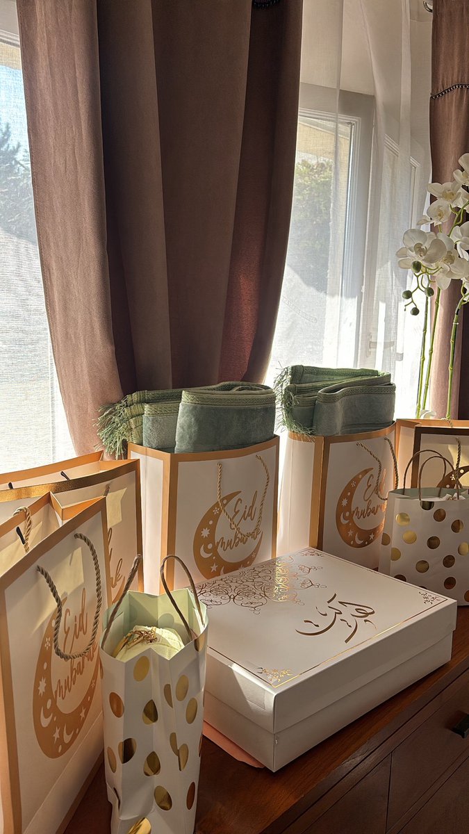 une hlel qui kiff la vie tweet media