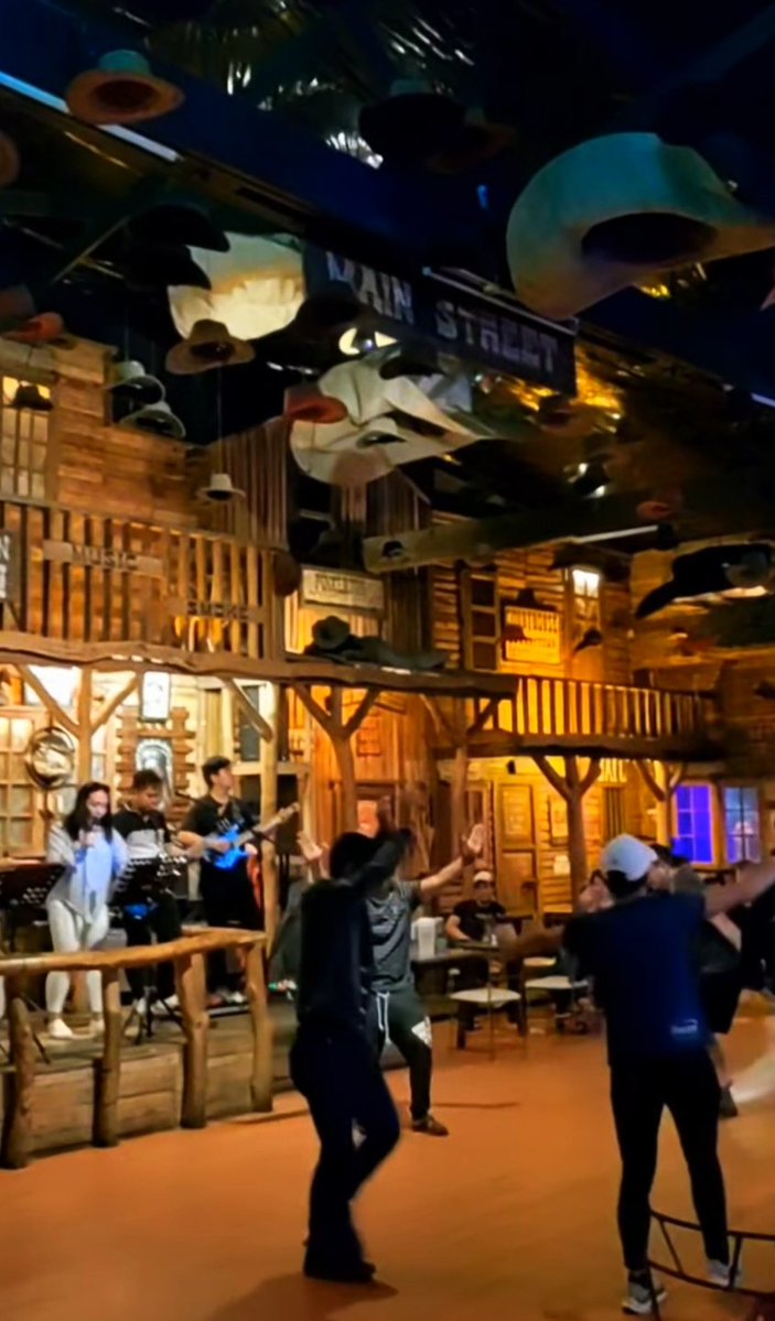 J🅰️☪️K🕹️€ 😉 tweet media