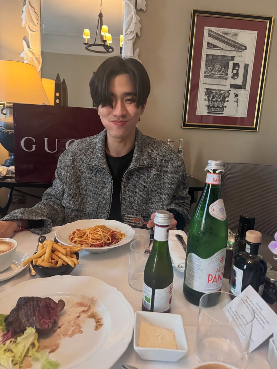 PERTHSANTA TREND ⛅ tweet media