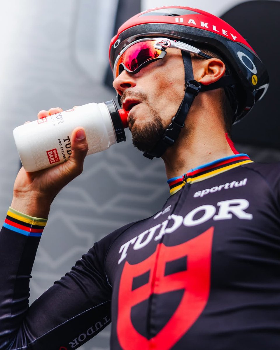 NOTTHESAMO tweet media