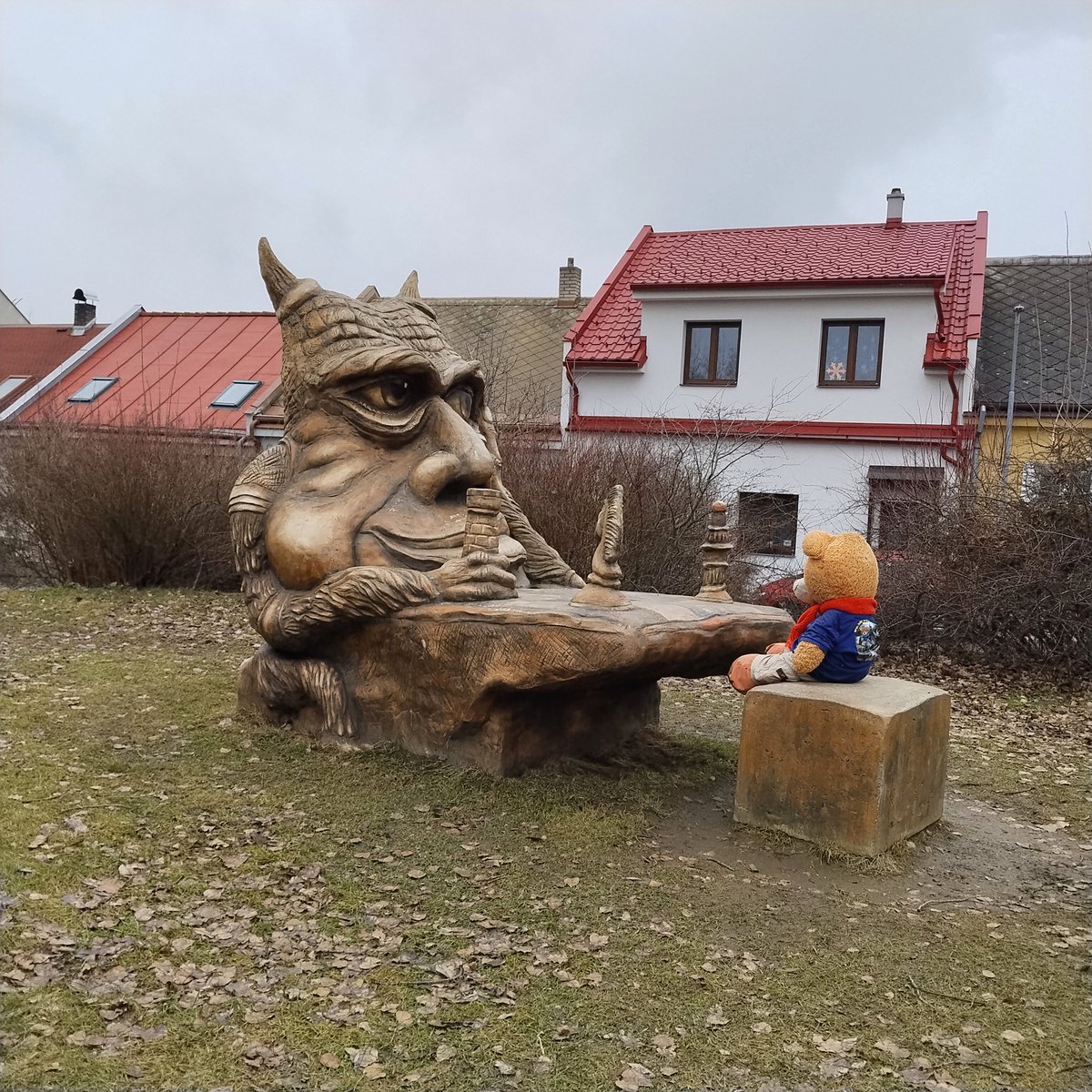 HugoNaCestach's tweet photo. Jak jsem zase nedošel do kaňonu Divoké řeky... cour po Chotěboři... https://t.co/abeGYXzy7Y https://t.co/9Wq9xep0Oy