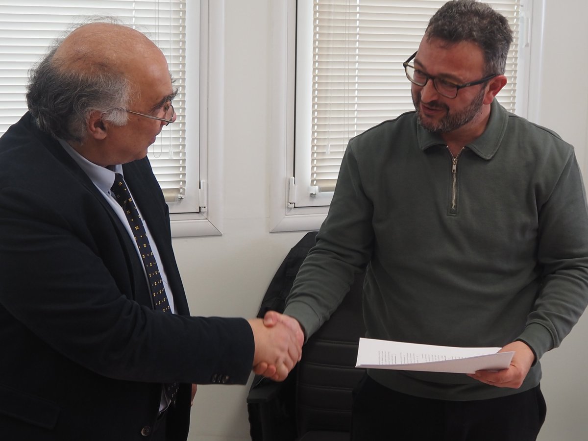 ΕΑΠ - HOU tweet media