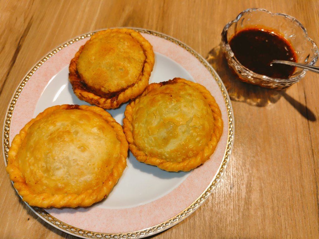 づづづ tweet media