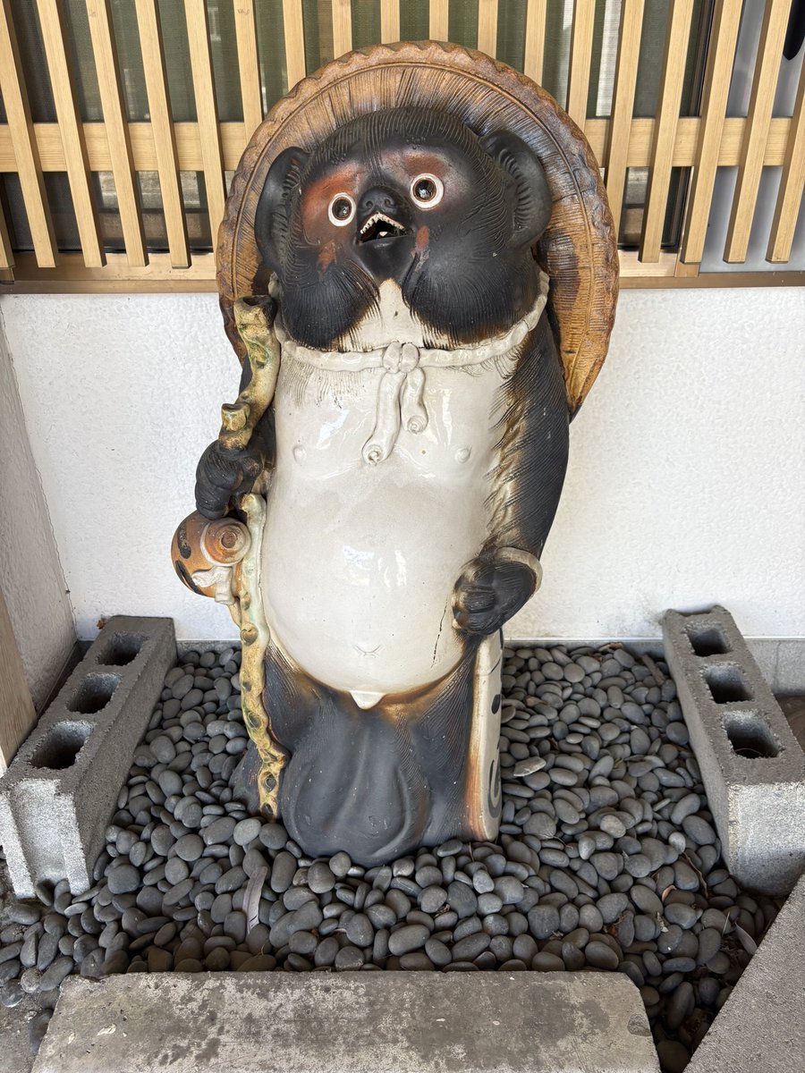 セーロソバ tweet media