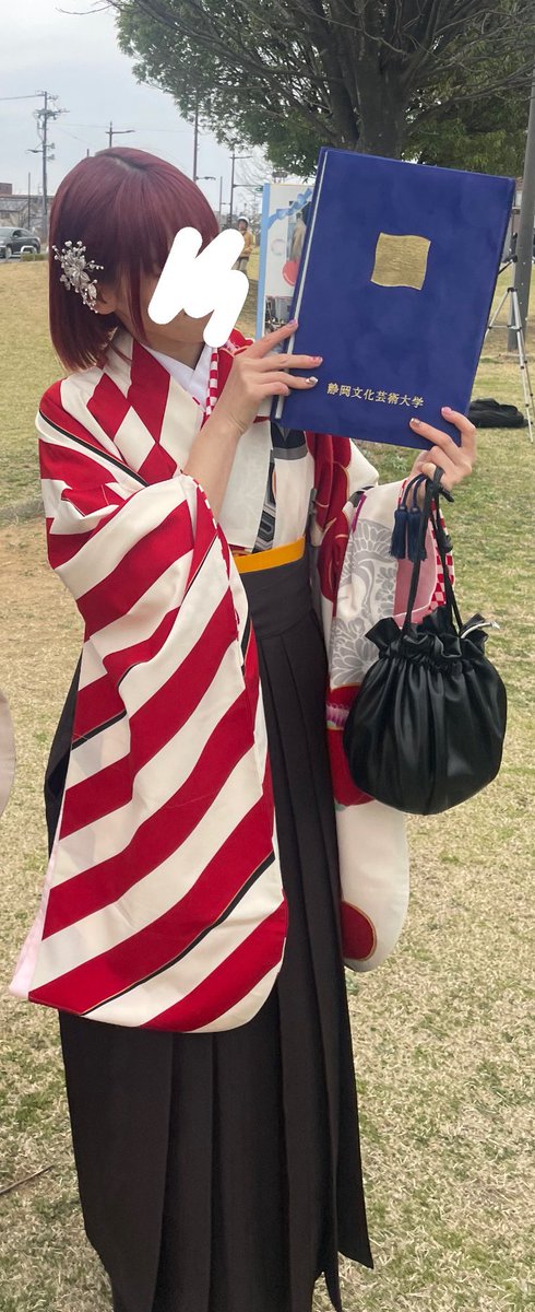 ran520_amnos's tweet photo. 卒業🎓✨
先輩、同期、後輩‥etc
いろんな方にお世話になった4年間。
楽しいことも大変なこともギュッと詰まった日々でした。大切な人がこんなにもたくさんできるとは入学当初は思ってたなかった！本当に関わってくれた全ての人に感謝そして愛💞 https://t.co/OW2TiAJ5Qr