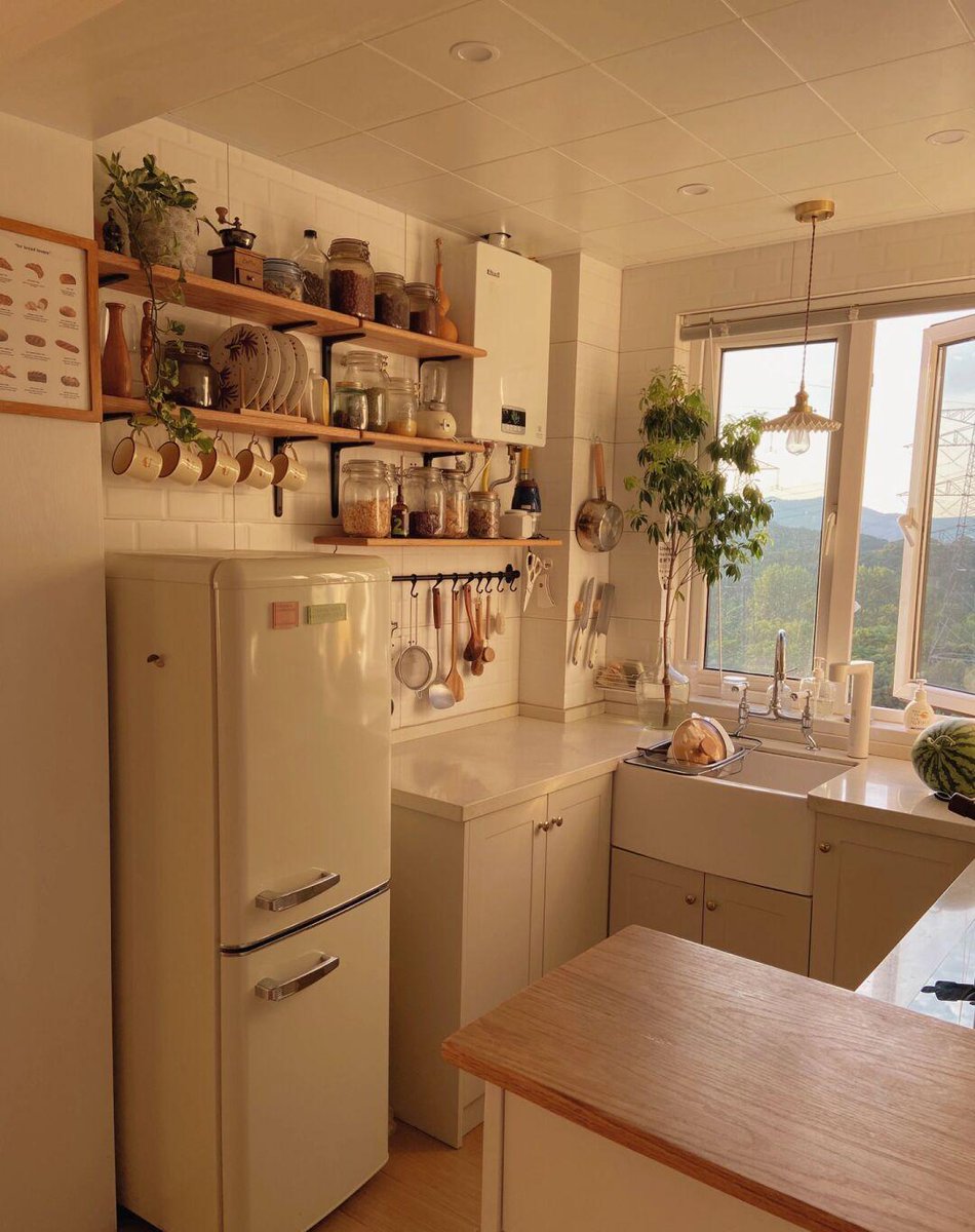 Kitsune Chan tweet media