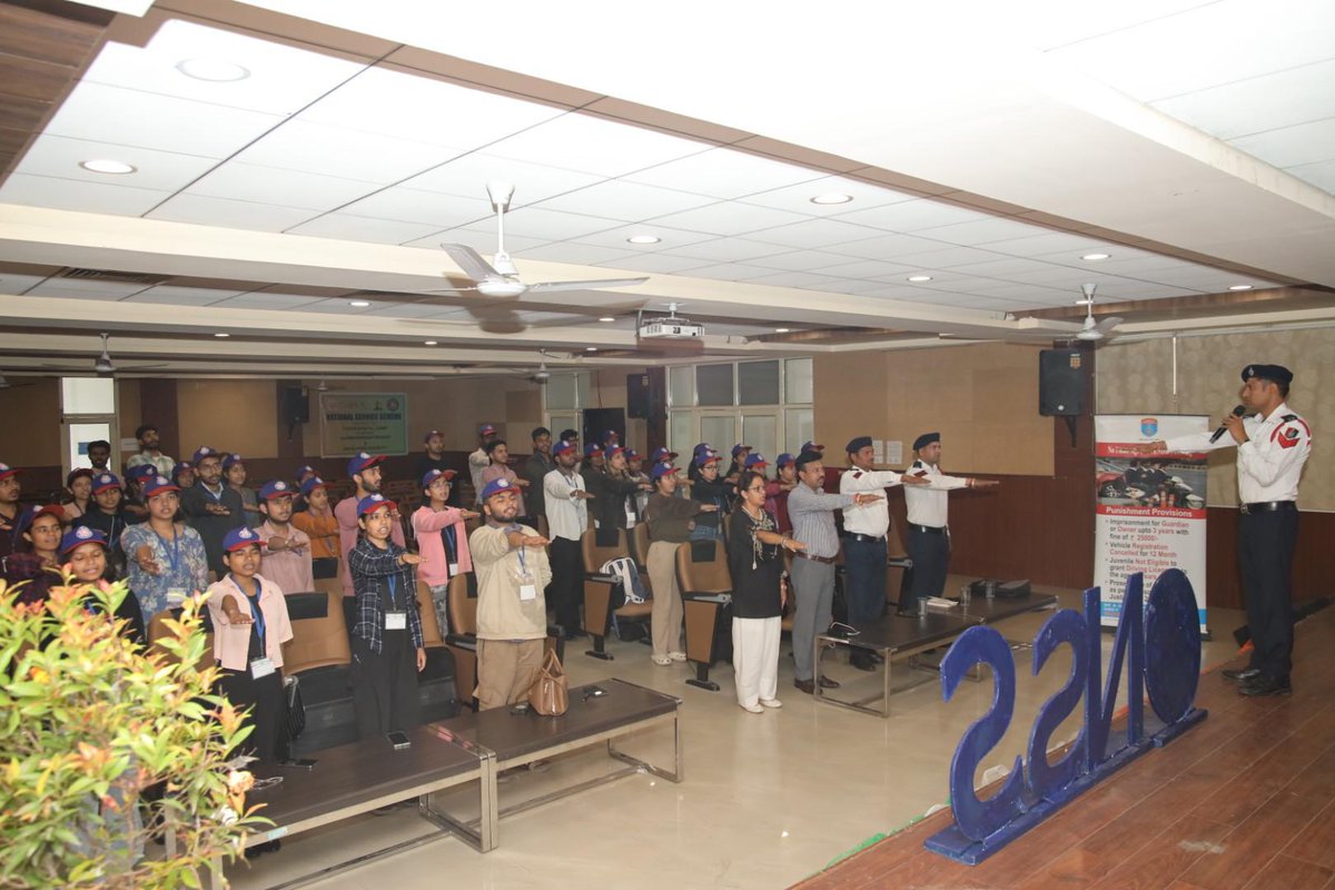 Chandigarh Traffic Police tweet media