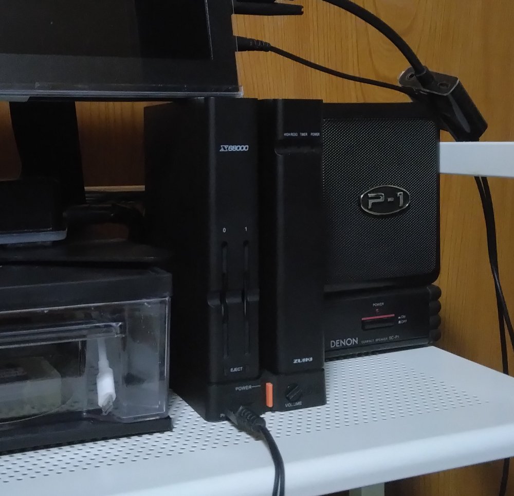 じーびー tweet media