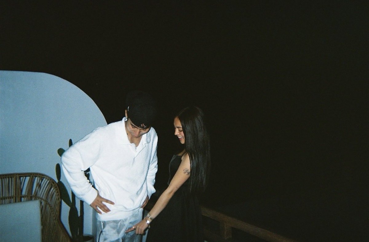 tungkol sayo, at sa ligayang iyong hatid sa aking buhay.

GIOLUNA STOP THE WAR