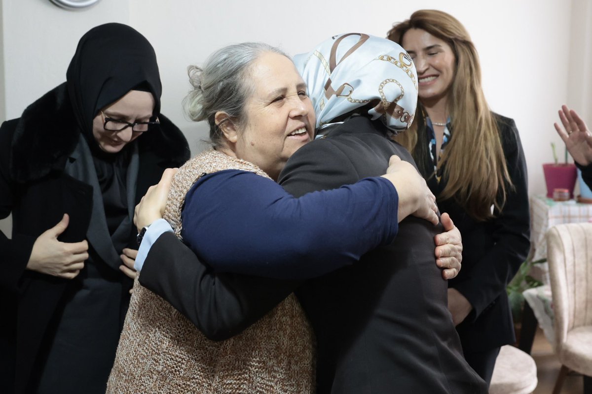 Mahinur Özdemir Göktaş tweet media