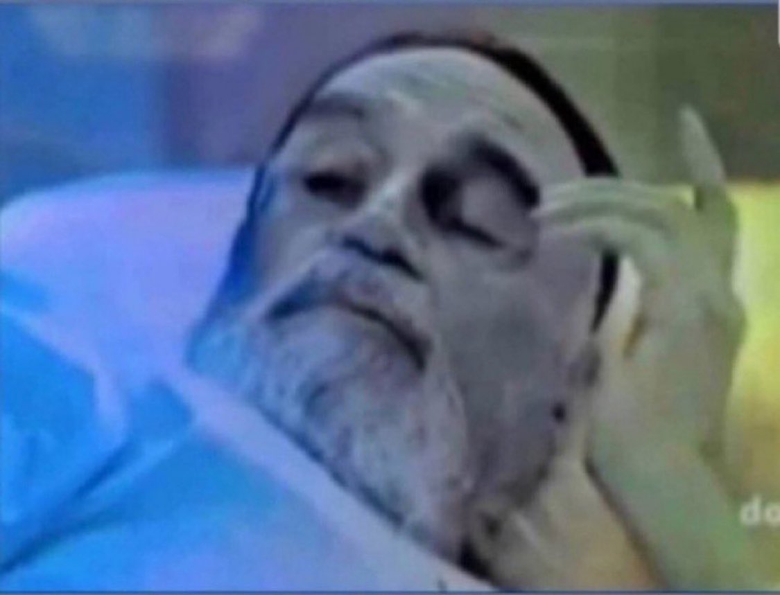 شامگاه اعتماد tweet media