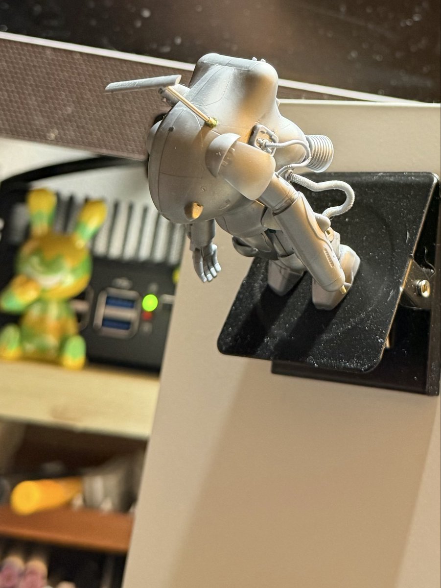 NariNari tweet media