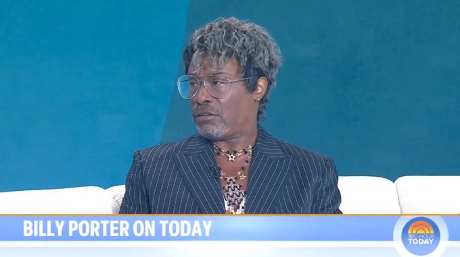 “Who got you smiling and giggling like that??” 

What I’m actually looking at :