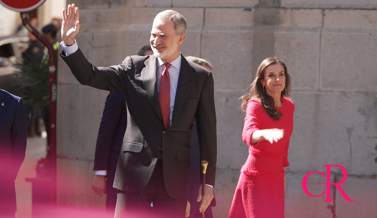 Cámara Real tweet media