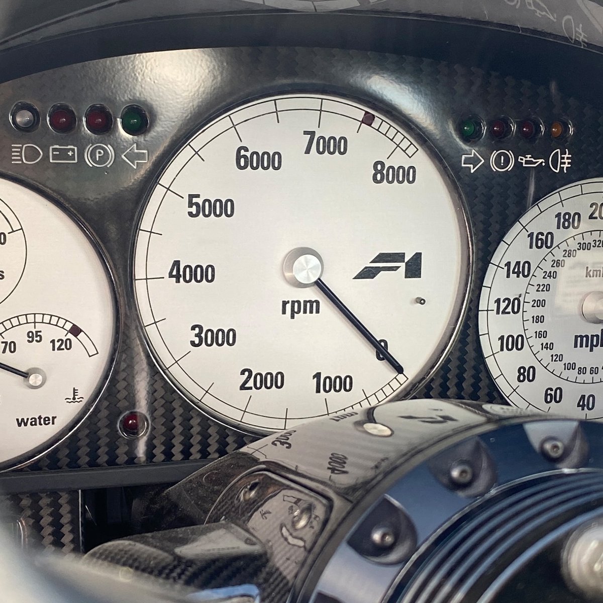 Heel Tread tweet media