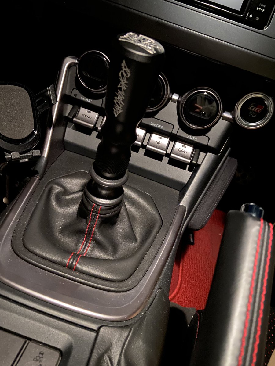 レオ (こん) tweet media