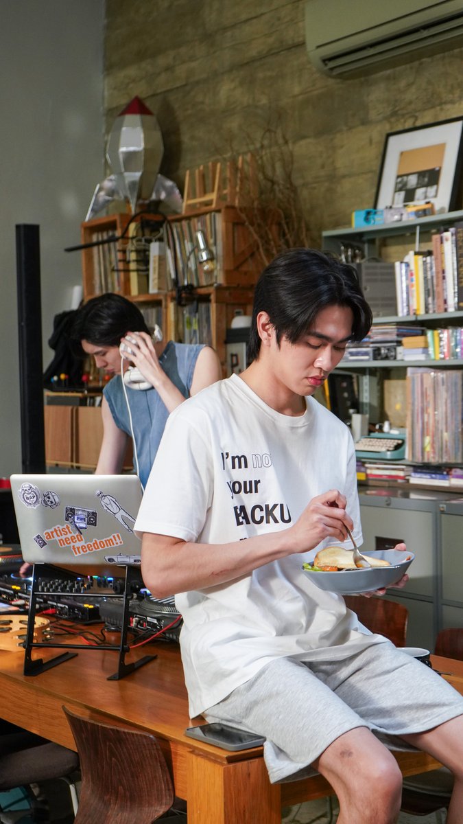 OLF_DreamOn's tweet photo. SLEEP WITH ME FREE BREAKFAST🥣🍽️

#OnlyFriendsDreamOnEP4
@tnbau1 @besevboom https://t.co/NGnrSK1msp