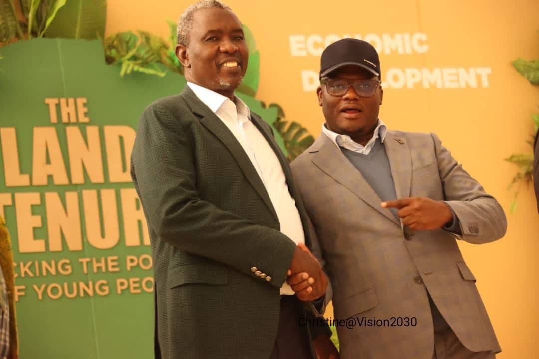 Cde K . Tagwirei and Cde P. Tungwarara donated US $350,000  and   US $250,000 to Ingutsheni Central Hospital at the fundraising luncheon . T for Titende 👏🏾.