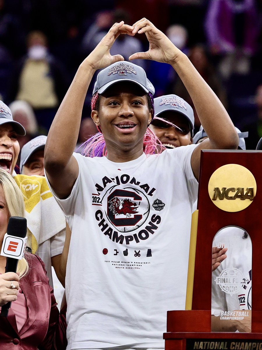 Indiana Fever tweet media