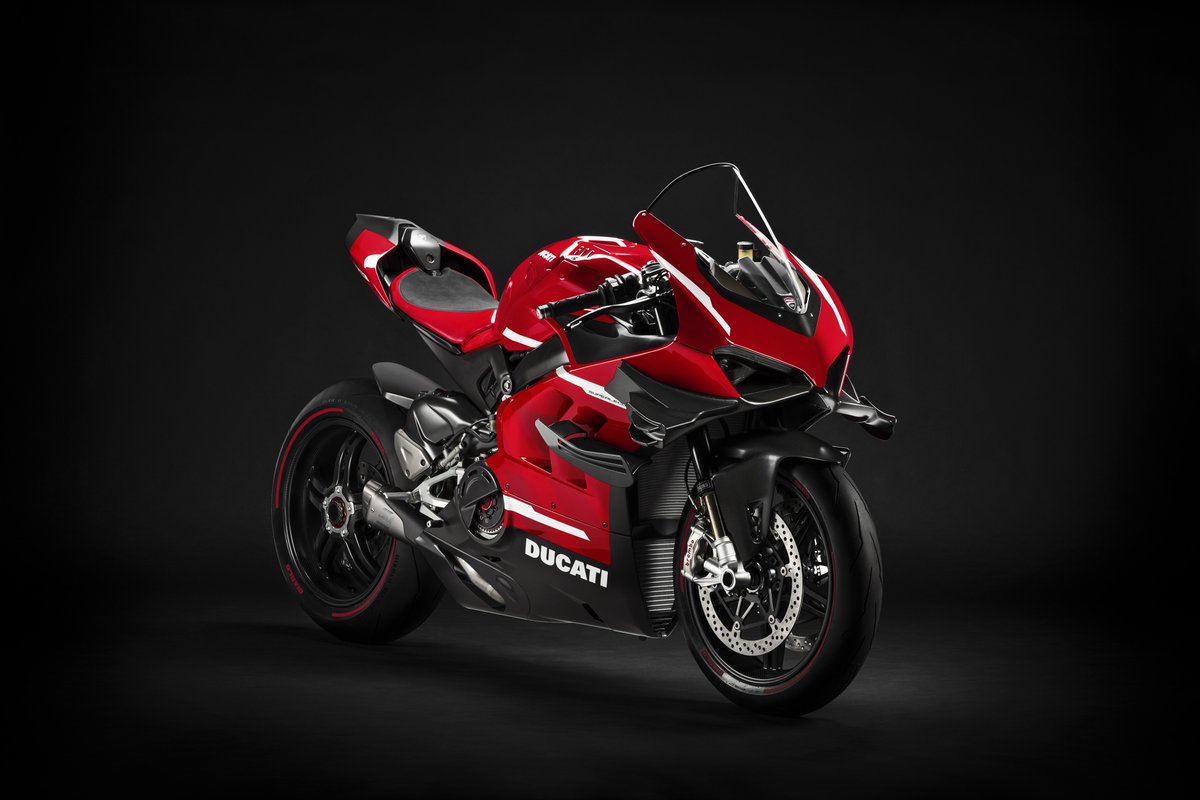 ukr_welder's tweet image. 🏍️Італійської краси  вам  в  Стрічку !) 🏍️
#ducati #motocycle #motobike #motorider