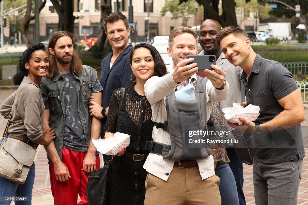 Sarah 🕊 | tweet media