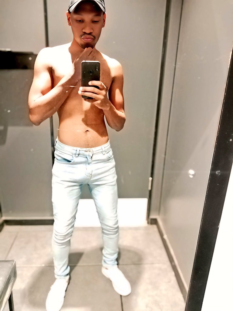 AyandaM tweet media
