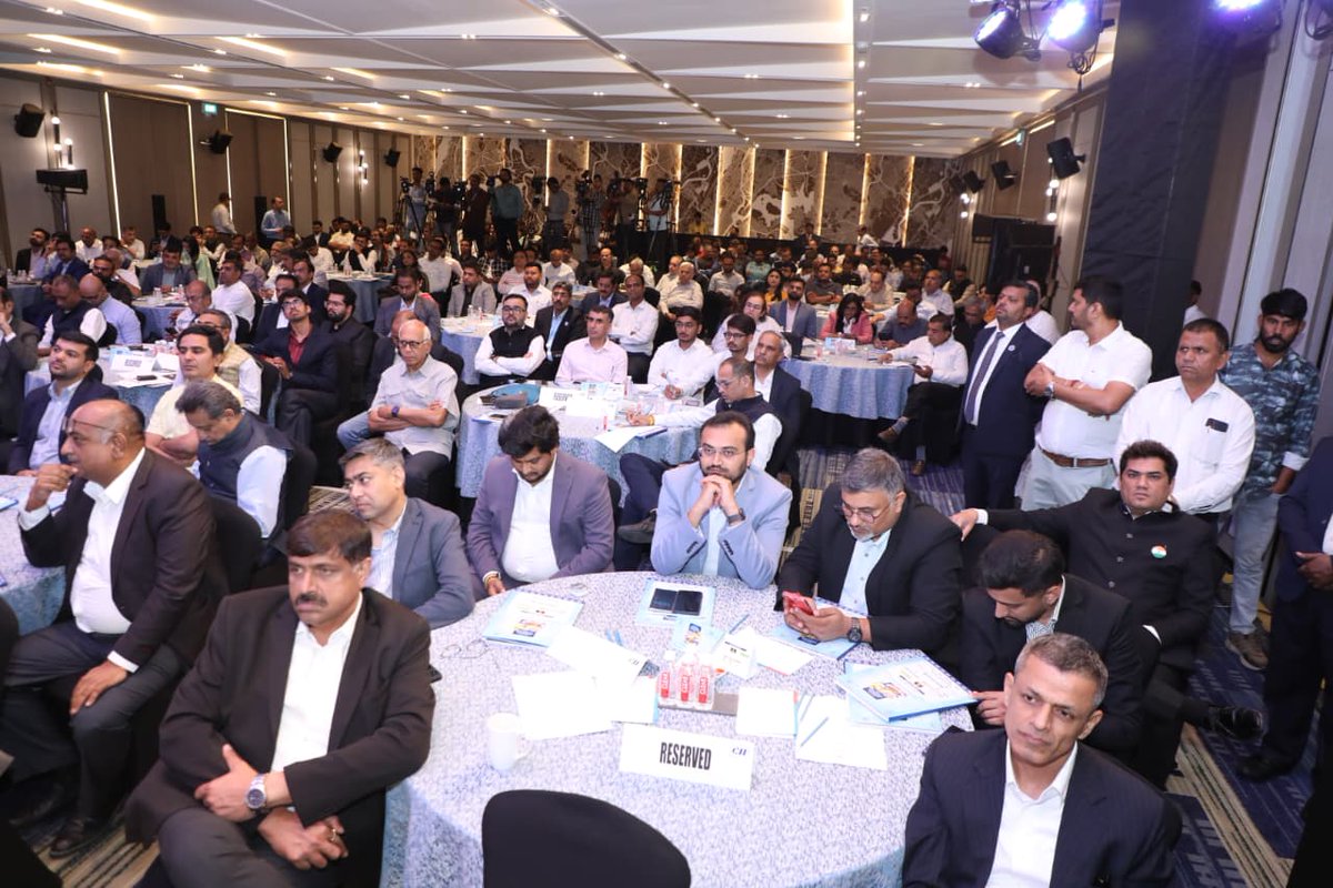 CMO Gujarat tweet media