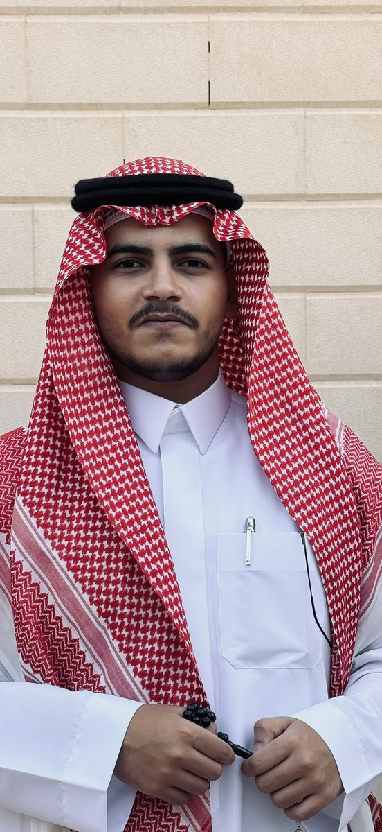 Dntmlk17's tweet photo. كل عام وأنتم بخير 🤍🌙 https://t.co/oZharA70q8