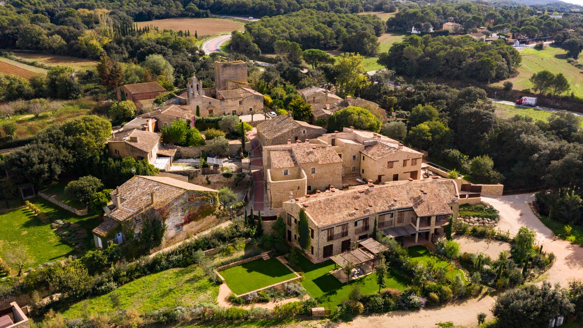 Begur, és autèntic! tweet media