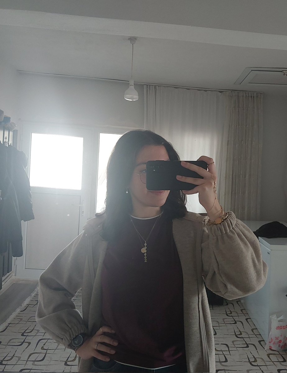 atesdikeni tweet media