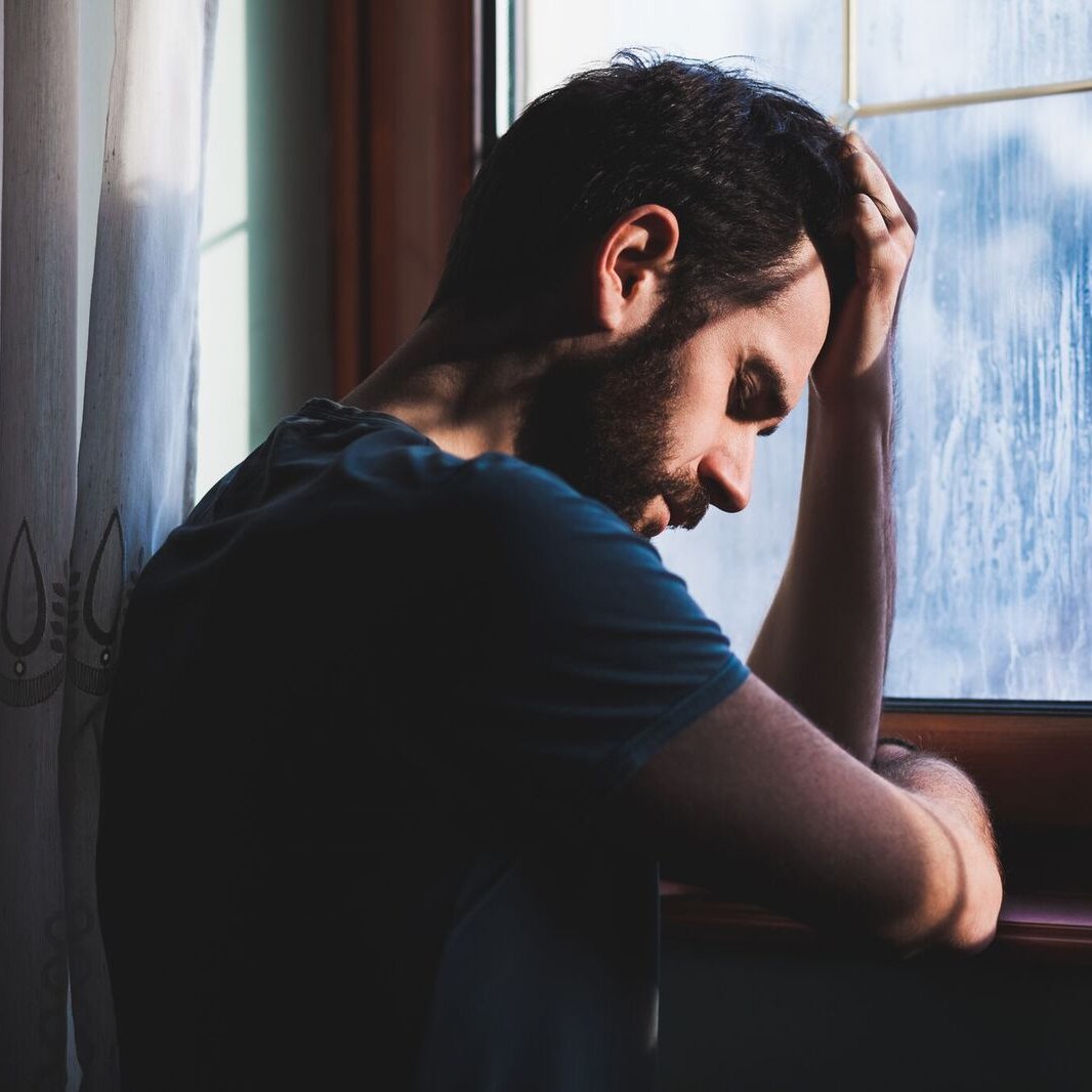 darkwebhaber's tweet photo. Dünyanın en stresli insanları, 25-35 yaş arası erkekler oldu.

Bu gruptaki erkekler, kariyer kurma baskısı, ekonomik belirsizlik ve gelecek kaygısından dolayı aşırı stres yaşıyor. https://t.co/YChJAUOkrC